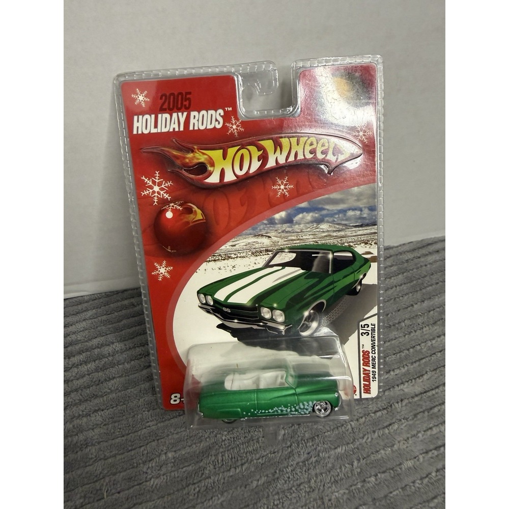 Hot Wheels Holiday Rods Christmas Green 49 Mercury Convertible with Real Riders